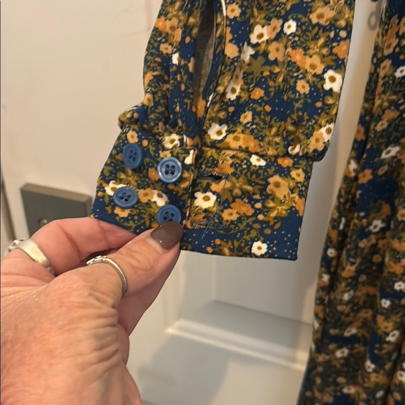 Brown Sheath Maxi Dress with Long Cuffed Sleeves - Picture 2 of 3